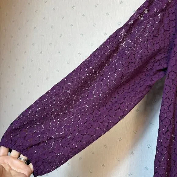 Torrid Lace Mix Long Sleeve Blouse Size 3X Purple Winter Bloom Whimsygoth NWT - Picture 8 of 11